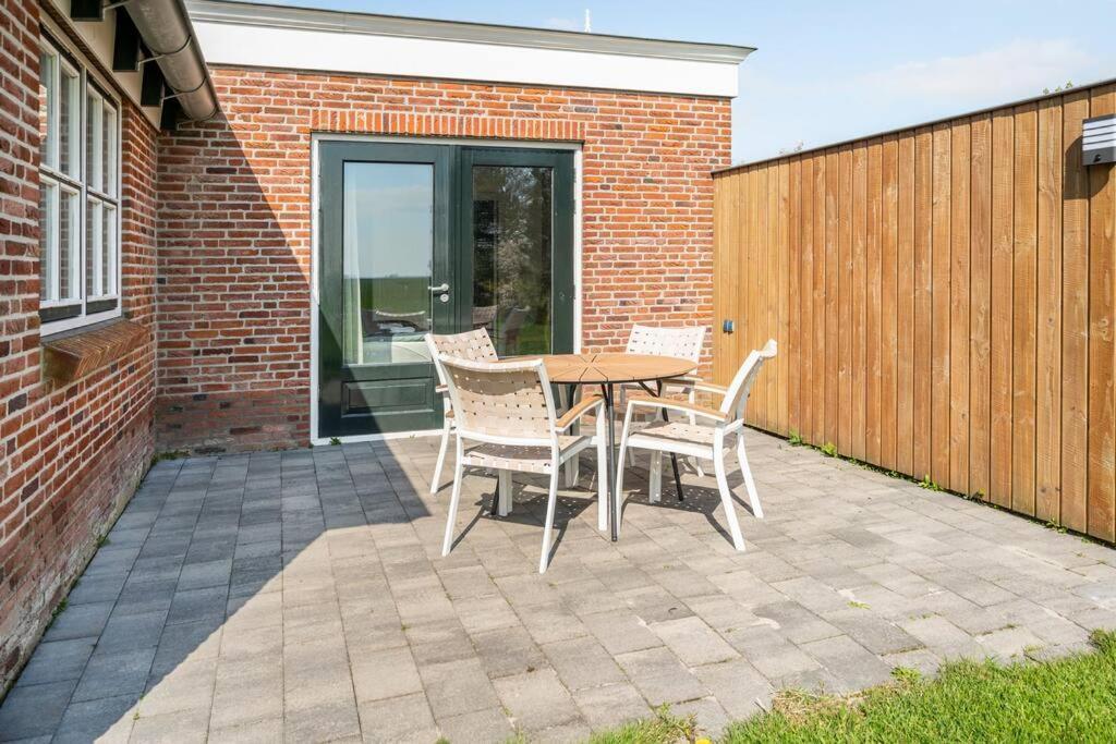 Gastsuite Foar Elkoar Hilaard. Exterior photo